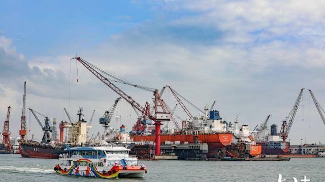 打卡“大前海”深圳機場碼頭首條海上觀光航線開航