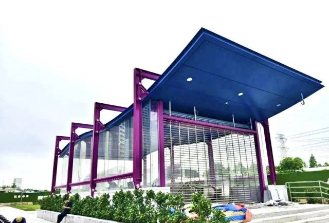 建設中的地鐵三號線東延段海傍站外景 建設中的地鐵三號線東延段海傍站外景