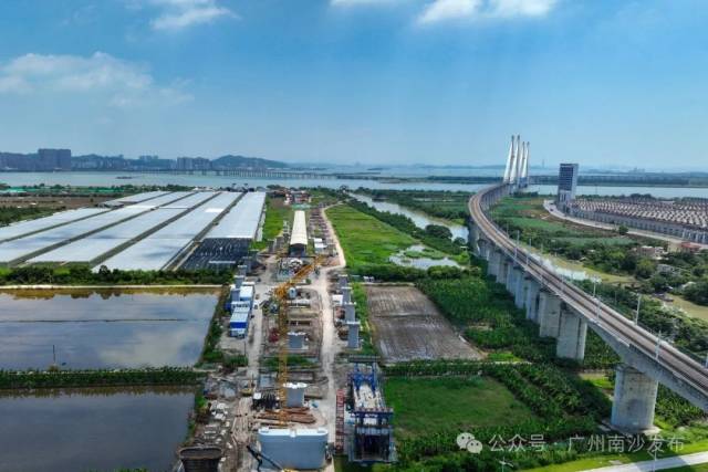 俯瞰深江鐵路萬頃沙工作井 俯瞰深江鐵路萬頃沙工作井