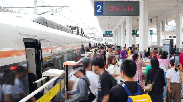 突破客流千萬大關(guān)！廣肇、廣惠城際“四線”貫通后客流明顯攀升