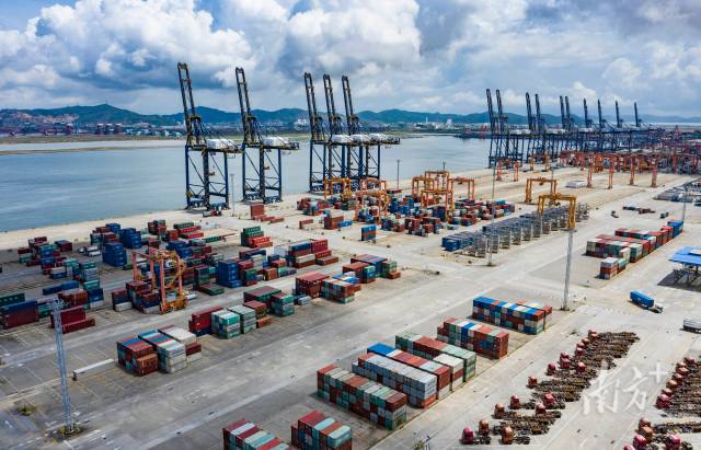 今年前7個月，廣東對非洲進口353.7億元，同比增長1.9%。
