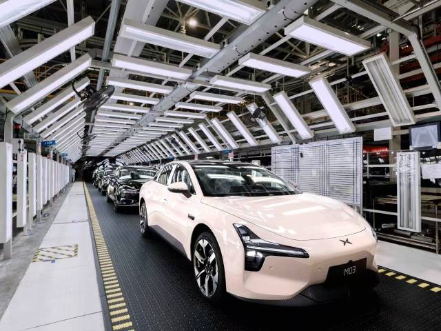 小鵬汽車MONA M03上市22天下線超萬輛。受訪企業供圖