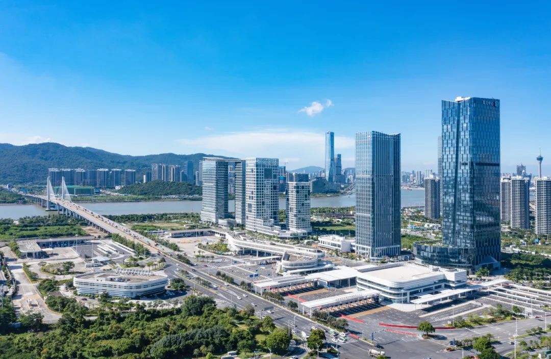 橫琴粵澳深度合作區橫琴大橋“二線”海關查驗場。圖源南方日報