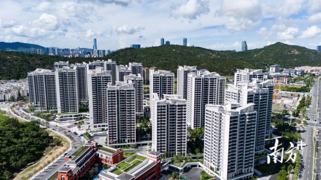 首個粵澳兩地攜手為澳門居民打造的大型綜合民生項目“澳門新街坊”已經熱鬧起來。