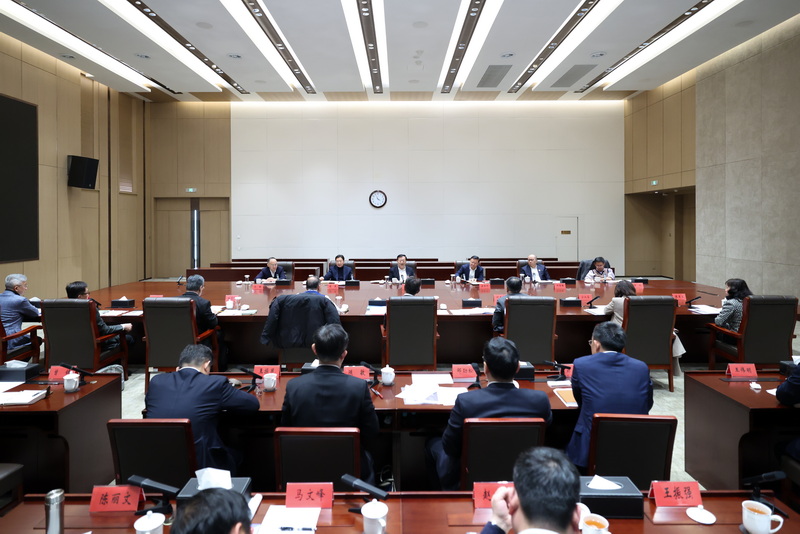 夏寶龍在前海主持召開座談會