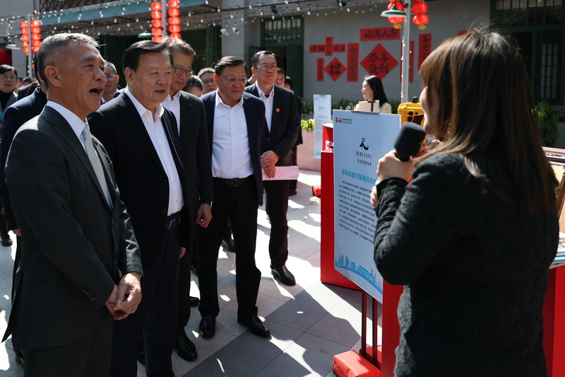 夏寶龍考察前海深港青年夢工場