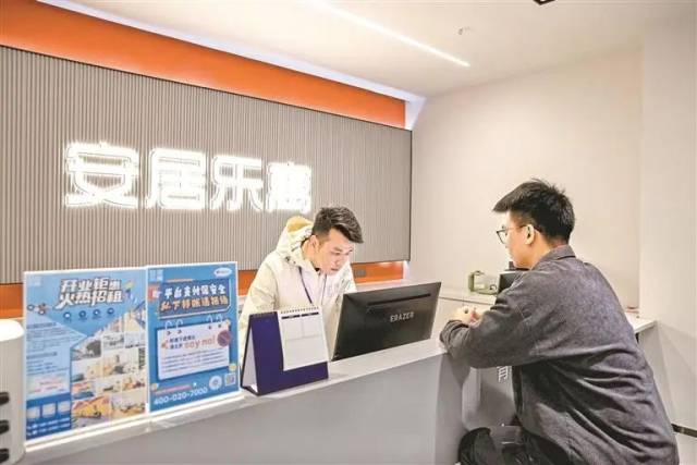 來深求職高校畢業生入住安居樂寓地勘大院店。深圳特區報記者 畢晗 攝