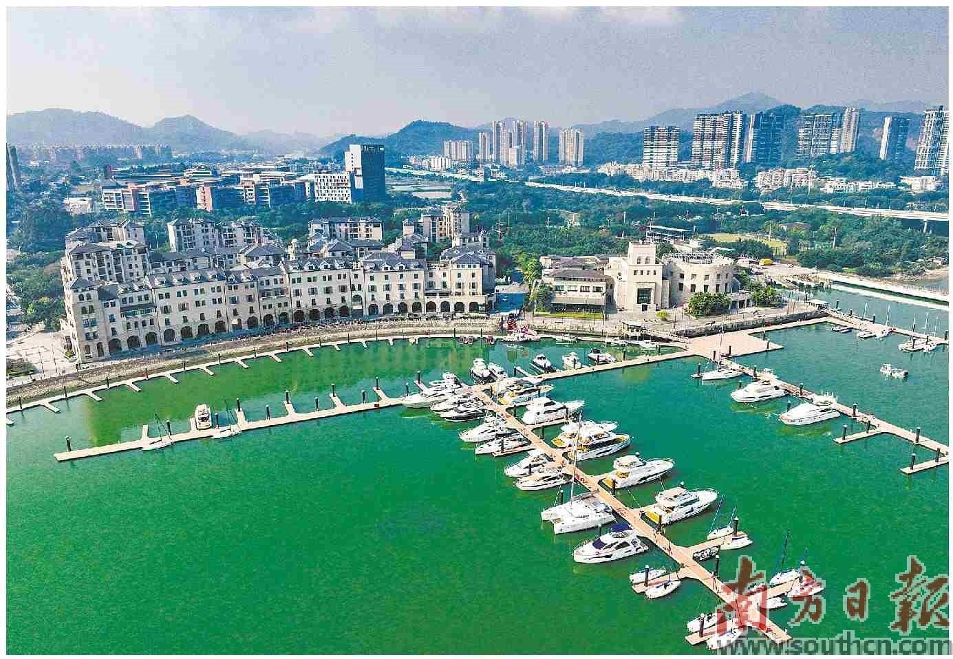南沙游艇會(huì)。