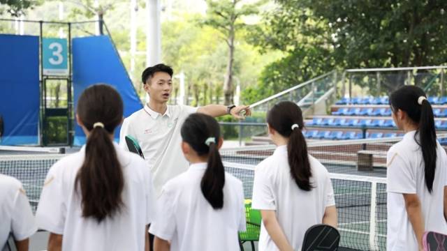 匹克球風起橫琴，“00后”教練乘勢入局