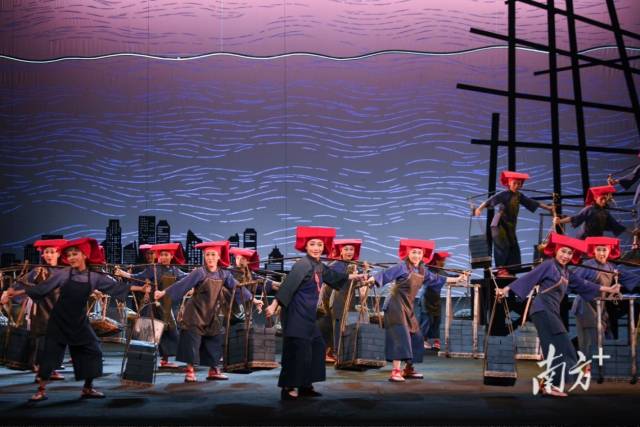 粵劇《紅頭巾》劇照。