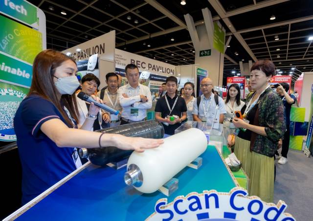 生產力局轄下的APAS以專為電動車提供所需電能的氫燃料電池發電機組以及IV型儲氫氣瓶，為零碳能源解決方案開創新方向。