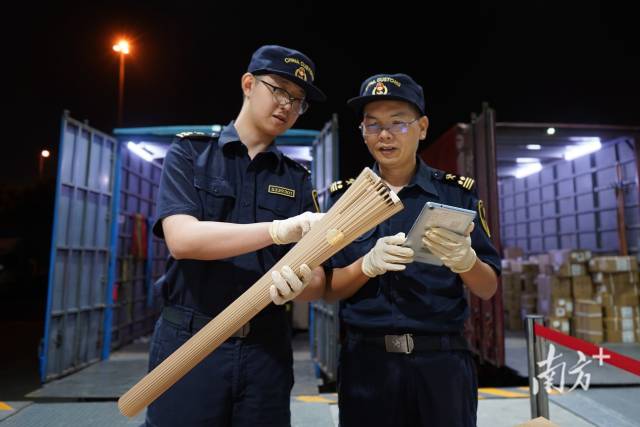 為確?；鹁娴忍厥馕镔Y安全高效通關，深圳、拱北海關啟動十五運專項通關保障機制