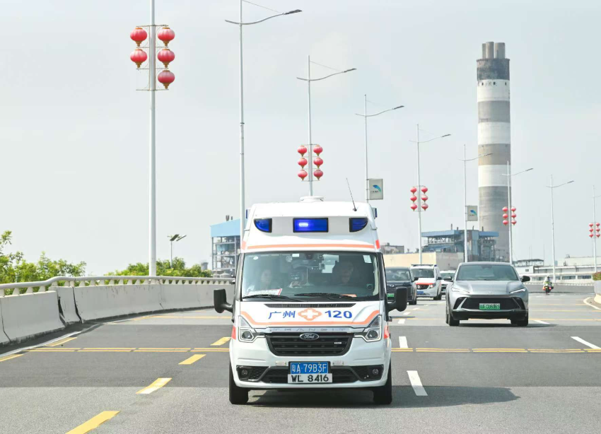 11月9日起，穗港跨境救護車服務正式開通