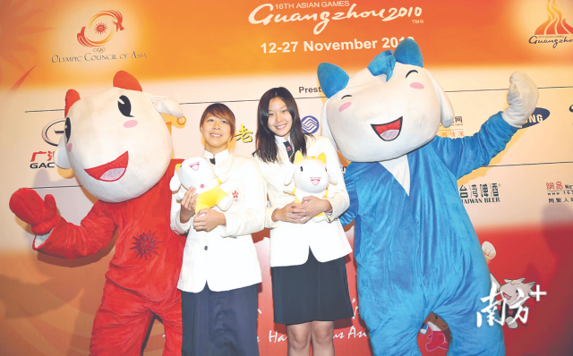 2010年8月10日，廣州亞運會在香港舉行新聞發(fā)布會，向香港贈送5萬張門票，以回報香港對廣州亞運會的支持。資料圖片