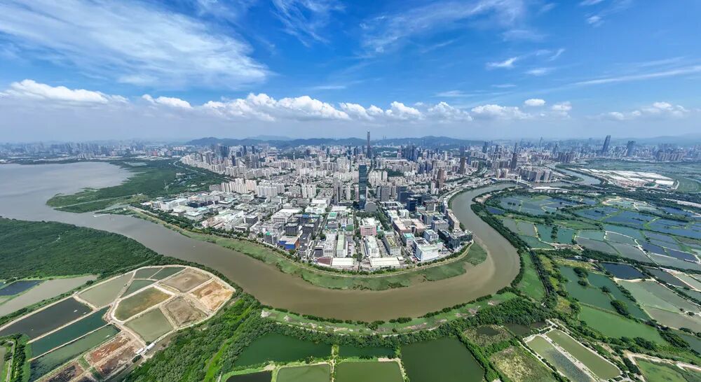 這是2024年9月19日拍攝的河套深港科技創新合作區及深圳河兩岸風光（無人機照片）。新華社記者 毛思倩 攝