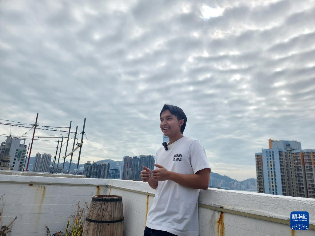 11月15日,泰國青年珀爾在接受采訪。新華社發(張雅詩攝) 11月15日,泰國青年珀爾在接受采訪。新華社發(張雅詩攝)